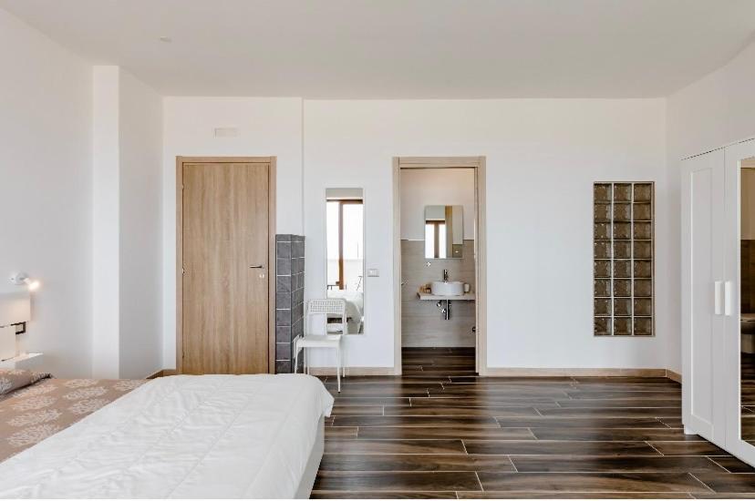 Manfredi Sea Room Vieste Ngoại thất bức ảnh