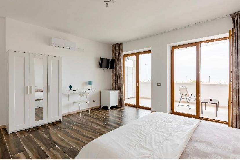 Manfredi Sea Room Vieste Ngoại thất bức ảnh